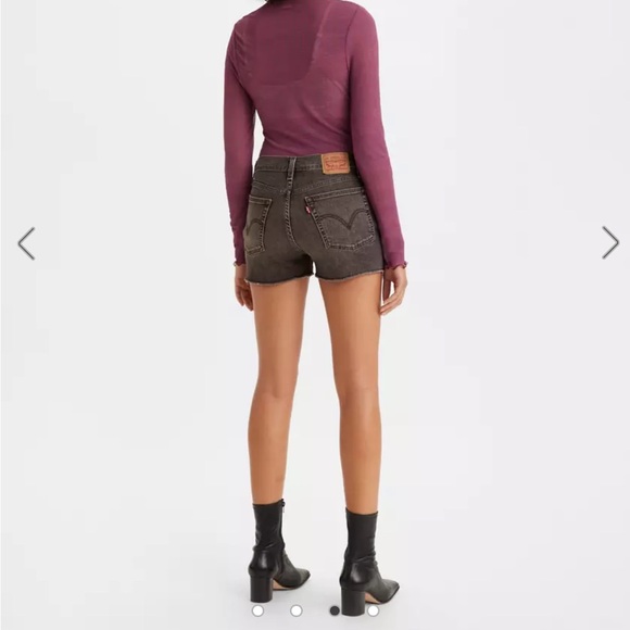 Levi’s High Rise Shorts - Picture 3 of 10